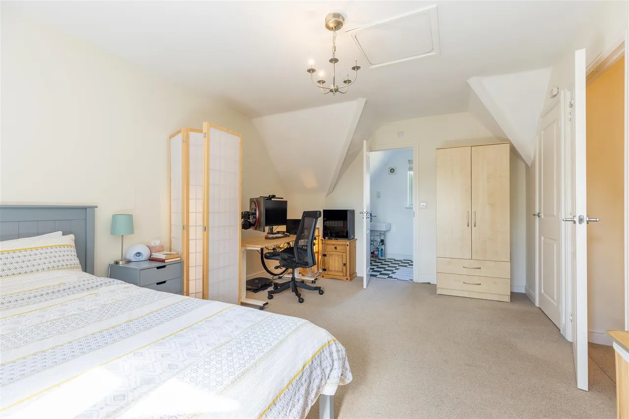Trotman Walk, Cirencester, GL7, photo 19