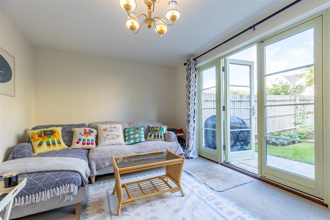 Trotman Walk, Cirencester, GL7, photo 5
