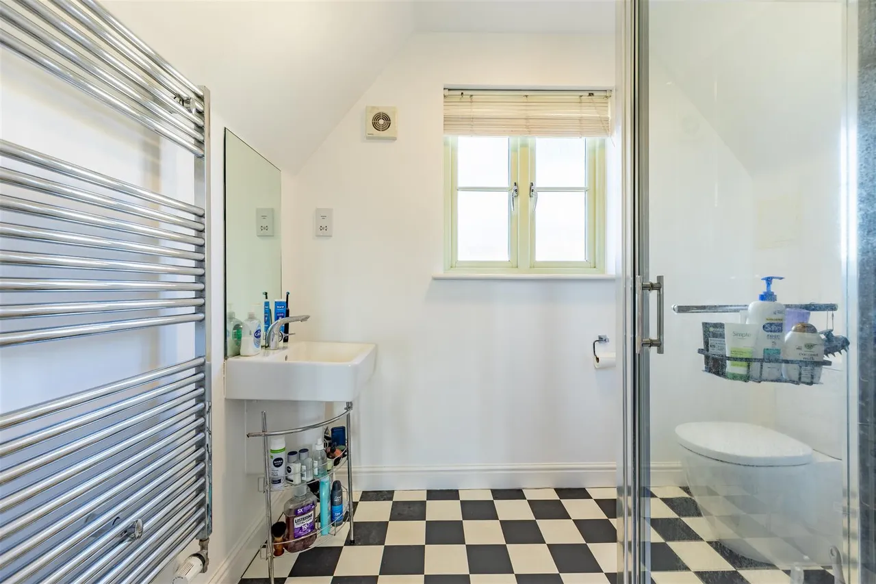 Trotman Walk, Cirencester, GL7, photo 16