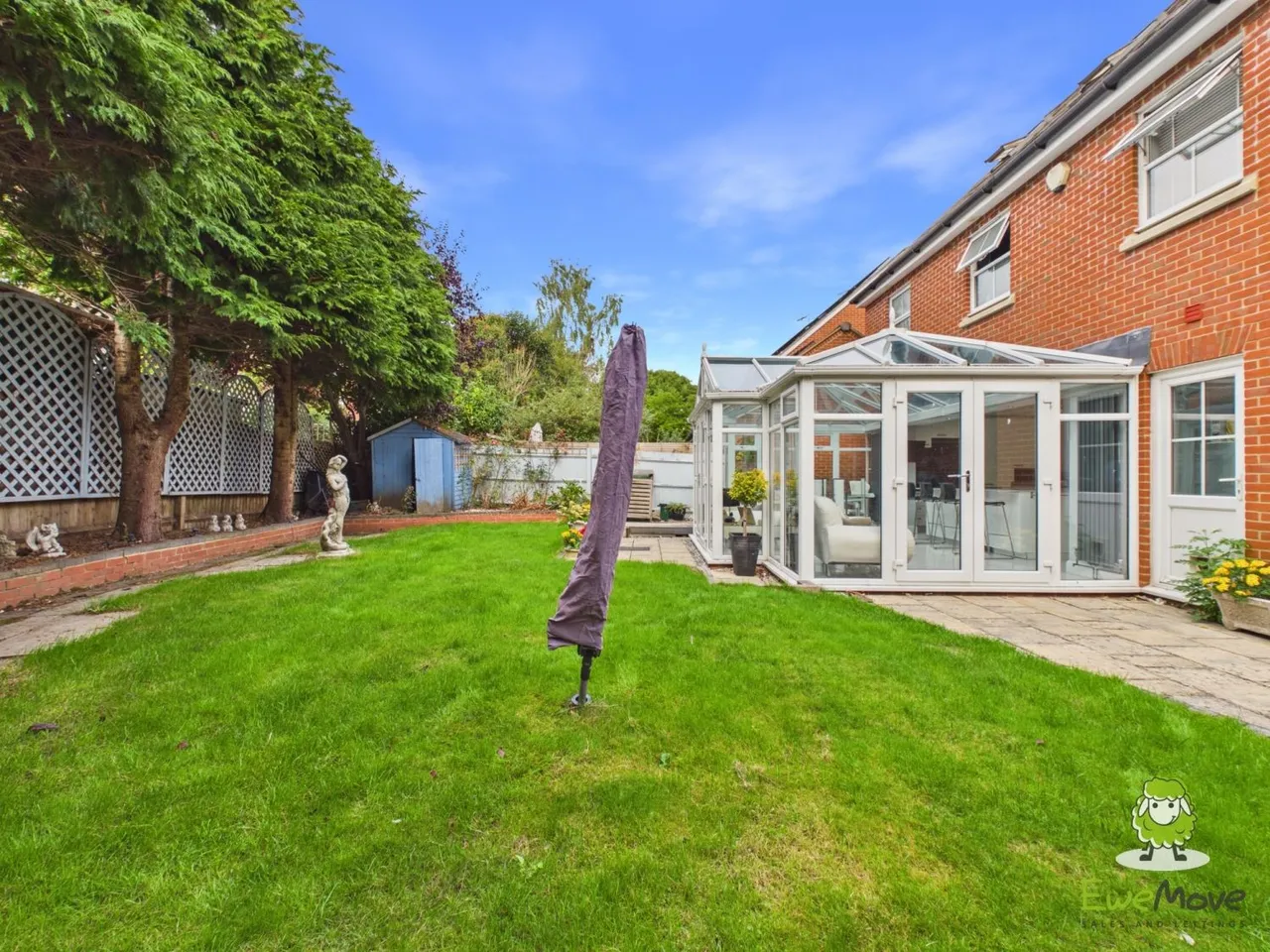 Otterbourne Walk, Sherfield-On-Loddon, RG27, photo 13