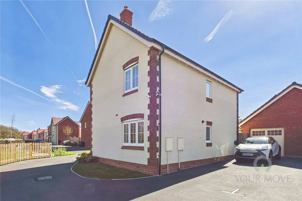 Periwinkle Gardens, Desborough, NN14, photo 22