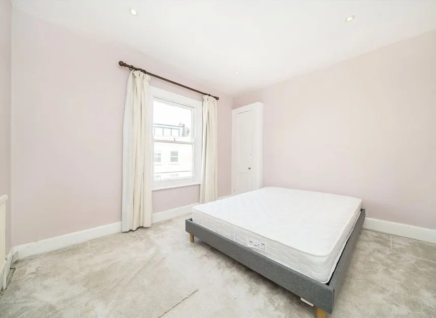 North End Road, West Kensington, W14, photo 5