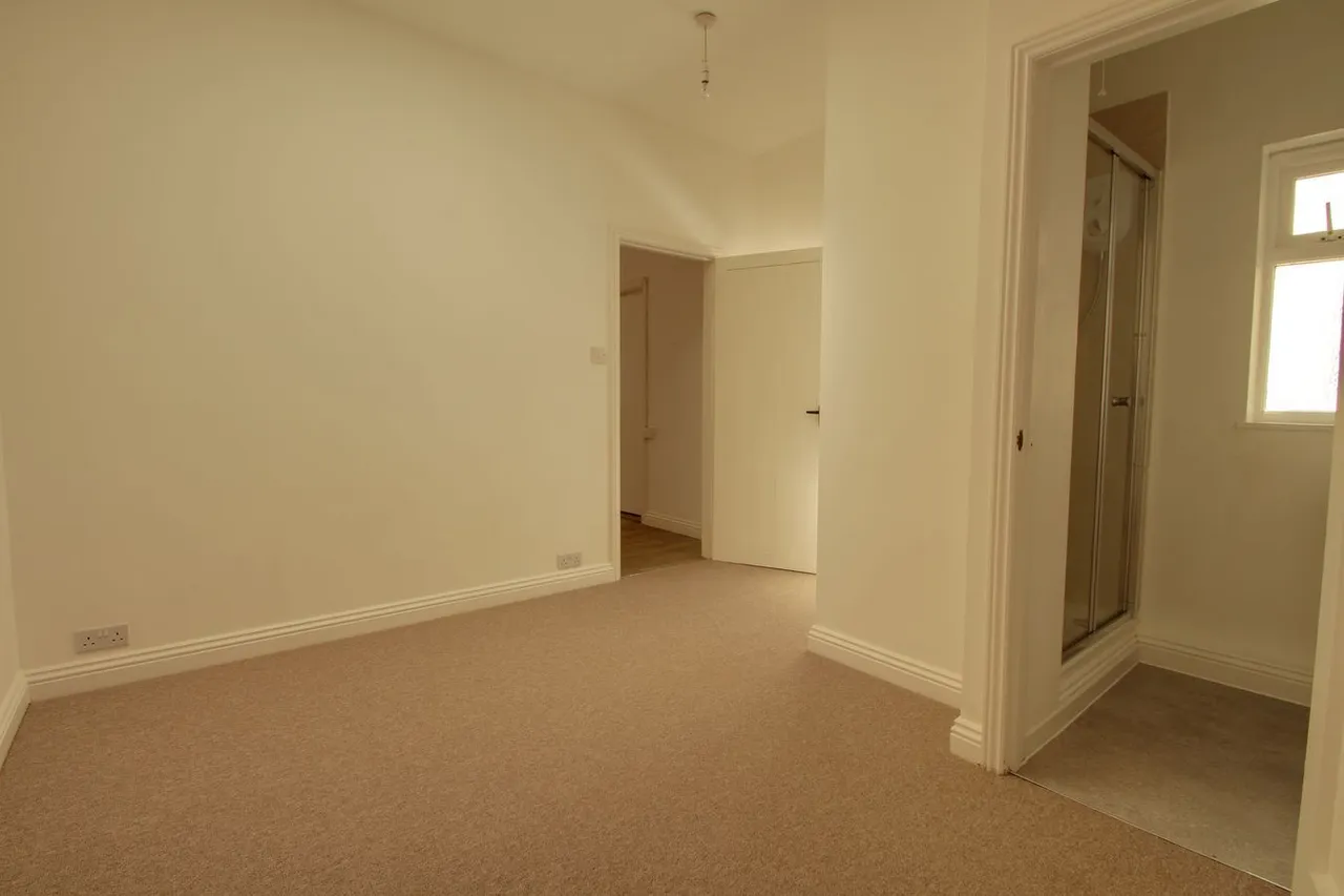 High Street, Shepton Mallet, BA4, photo 7