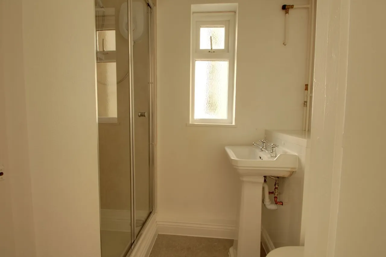 High Street, Shepton Mallet, BA4, photo 5