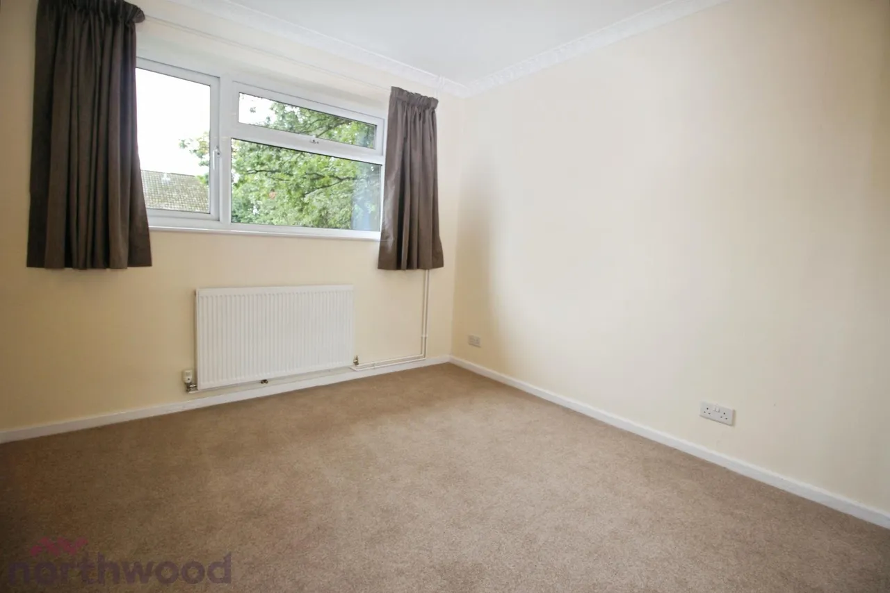 Clearbrook Close, High Wycombe, HP13, photo 3