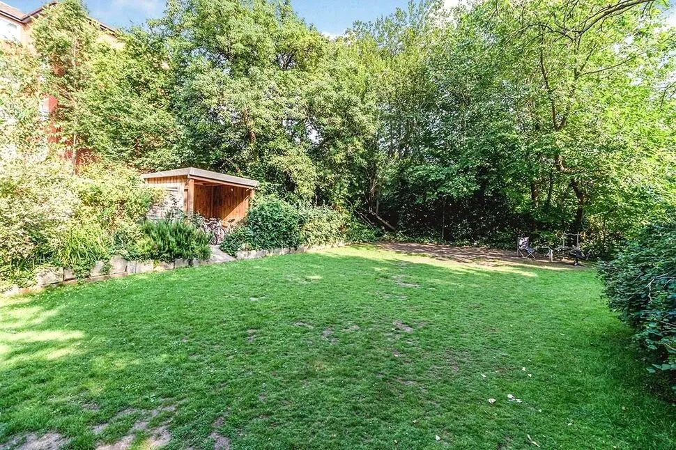 St. Marks Hill, Surbiton, KT6, photo 7
