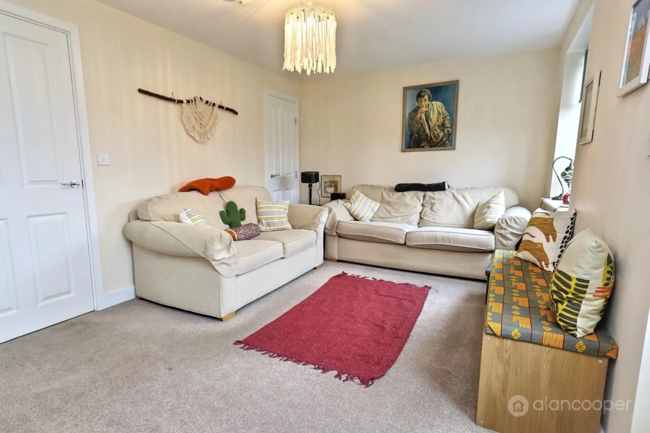 Russett Avenue, Manor Fields, CV11, photo 5