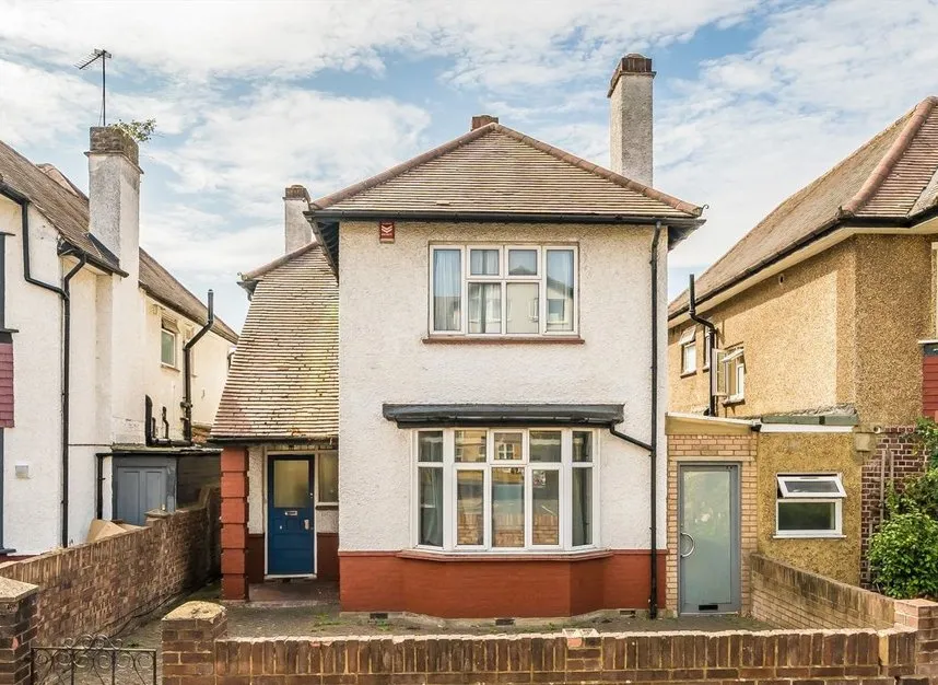 3 bed house for sale, Staines Road, Hounslow, TW3
