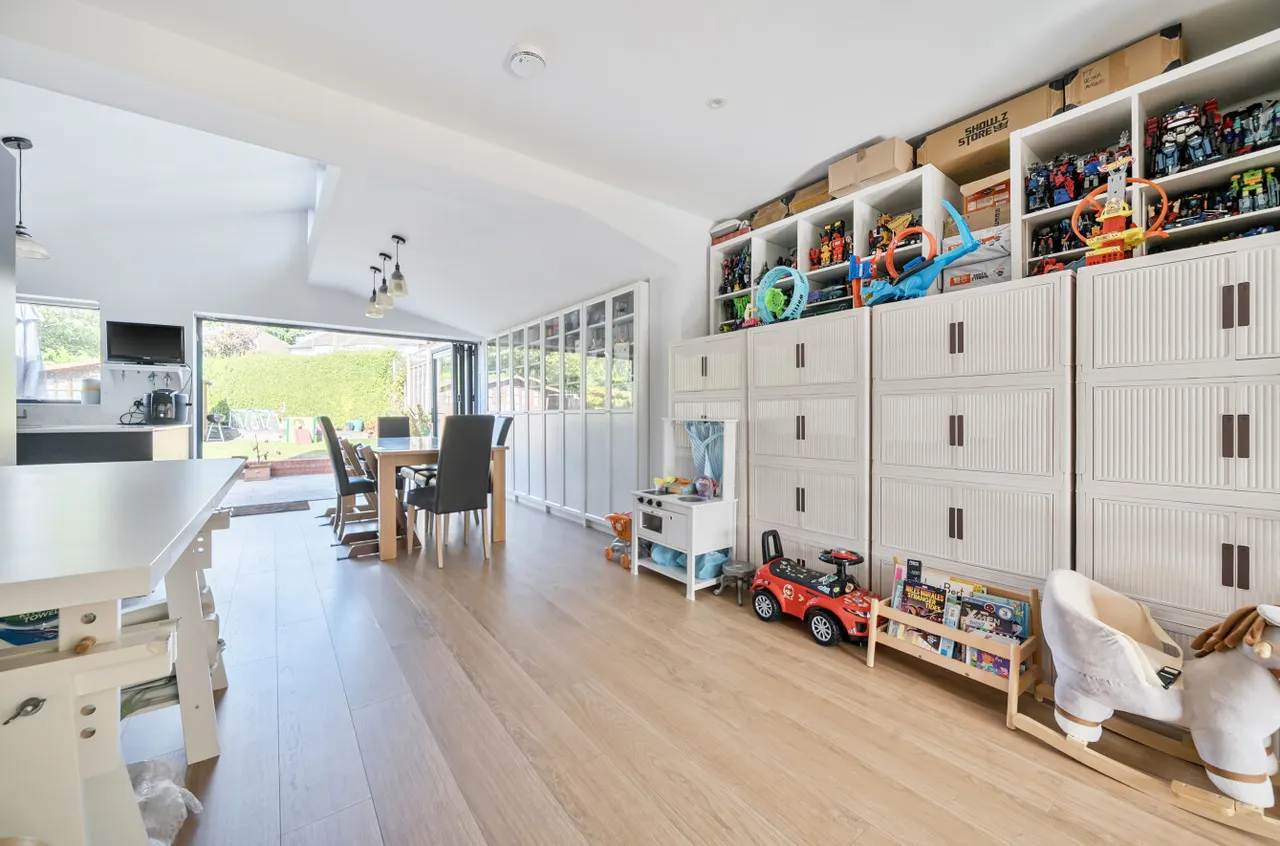 Linthorpe Road, Cockfosters, Barnet, EN4 9BX, photo 6