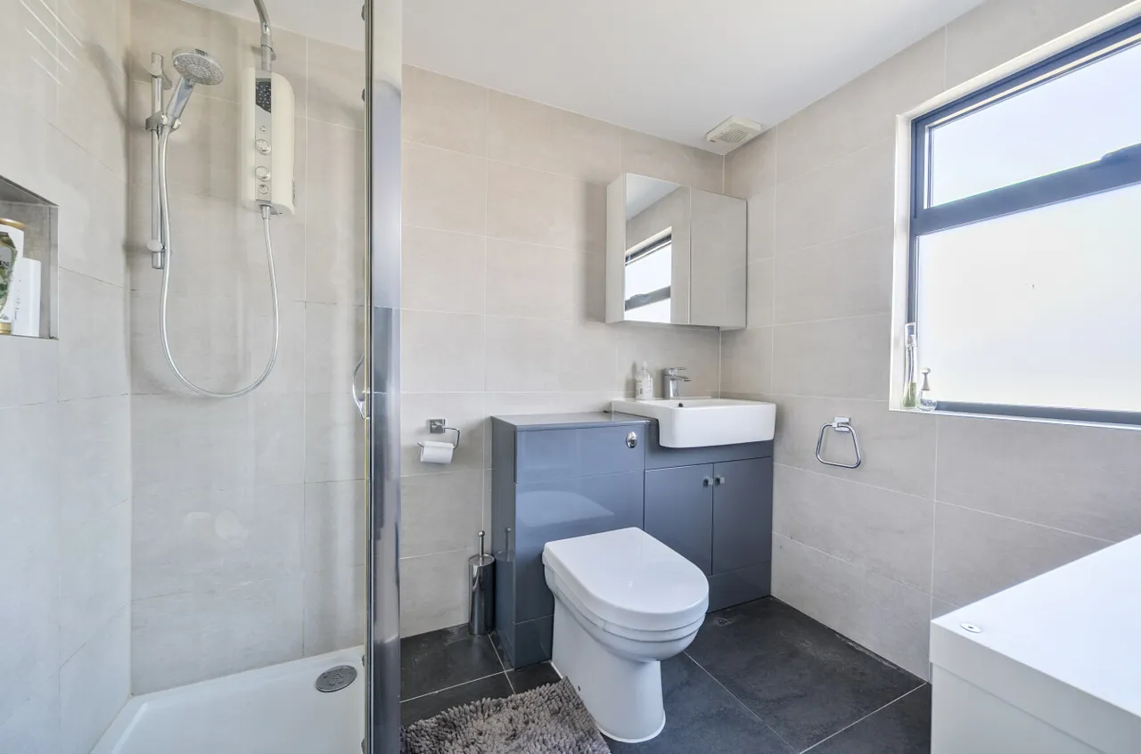 Linthorpe Road, Cockfosters, Barnet, EN4 9BX, photo 13