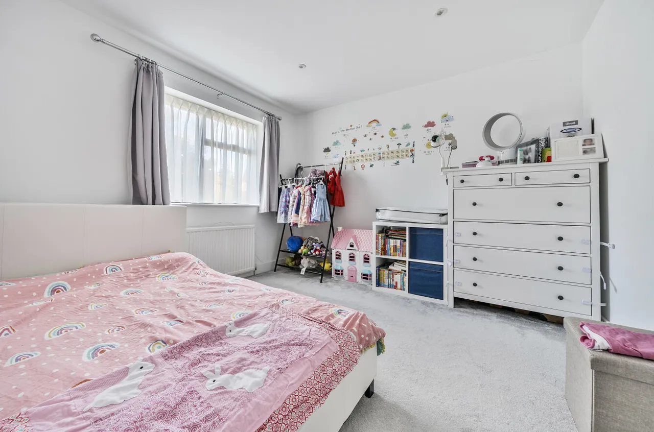 Linthorpe Road, Cockfosters, Barnet, EN4 9BX, photo 16