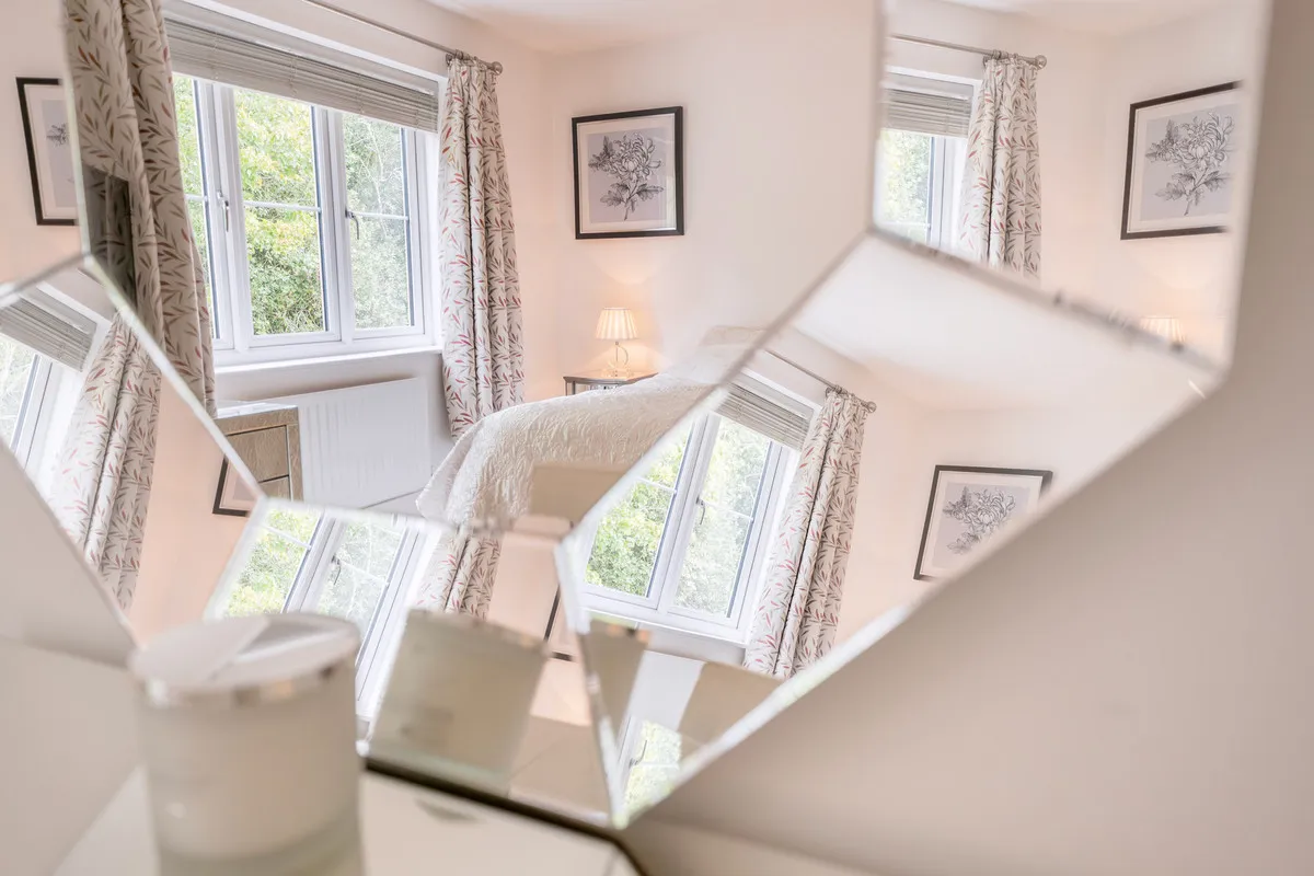 Sycamore Road, Cranleigh, GU6, photo 14