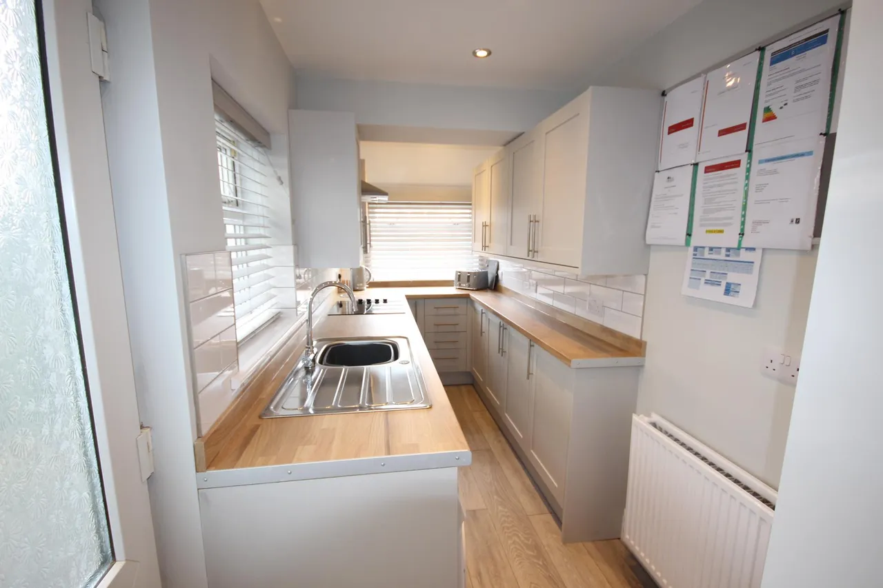 Shobnall Street, Burton upon Trent, DE14, photo 5