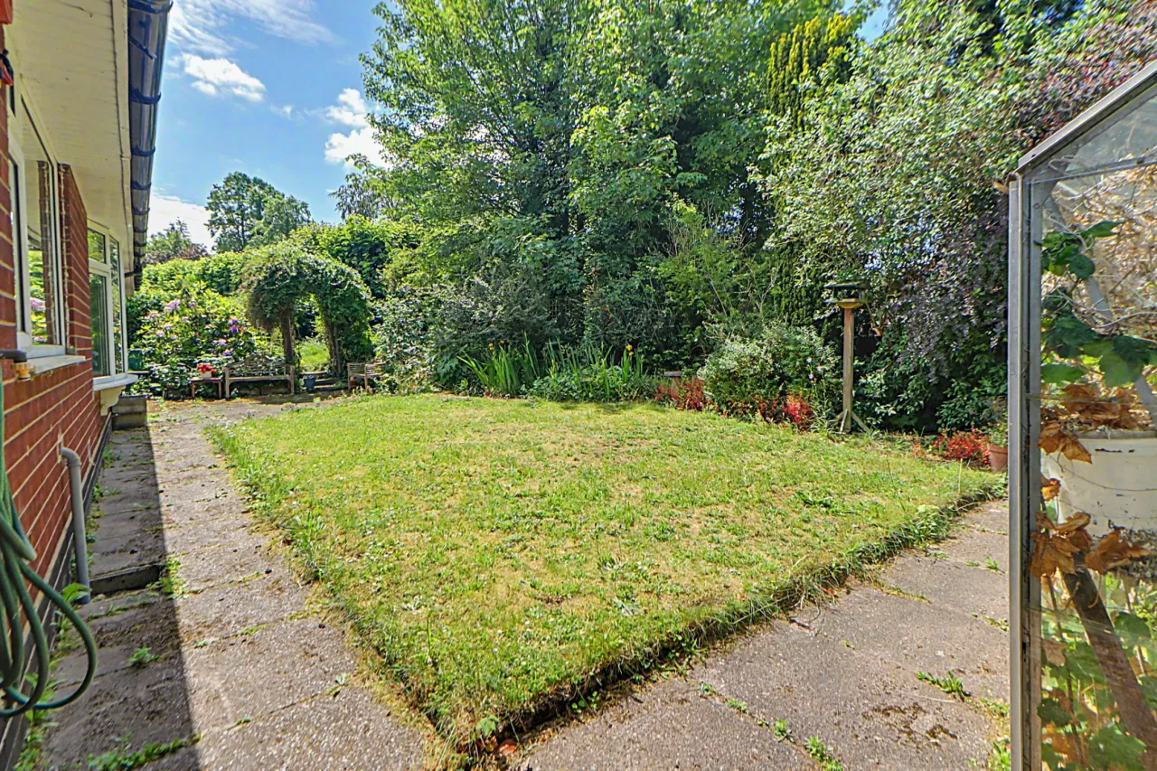 Lea Way, Alsager, photo 19