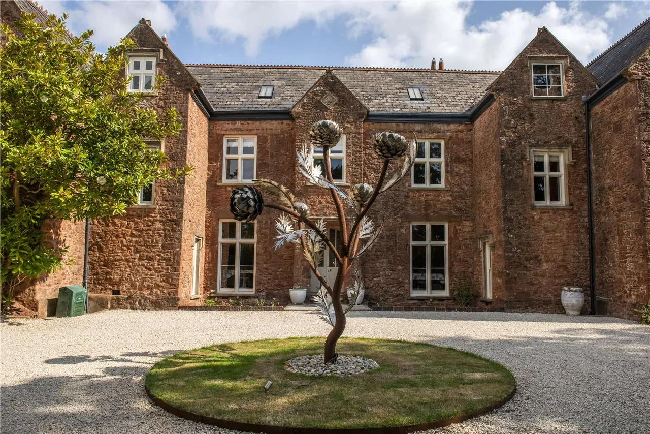 5 bed house for sale, St. Michaels Hill, Milverton, TA4