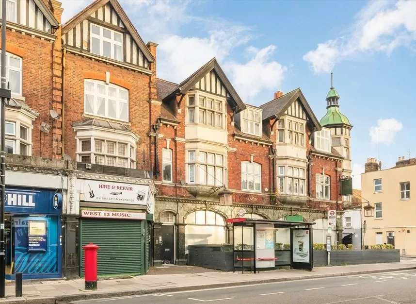 Uxbridge Road, Shepherds Bush, W12, photo 6