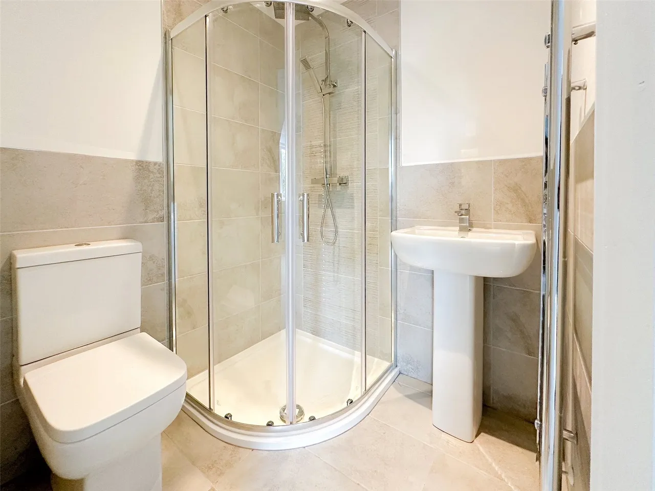Church Mews, Minsthorpe Lane, WF9, photo 8