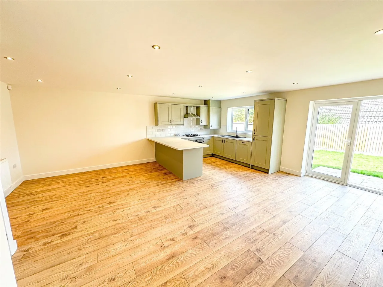 Church Mews, Minsthorpe Lane, WF9, photo 2