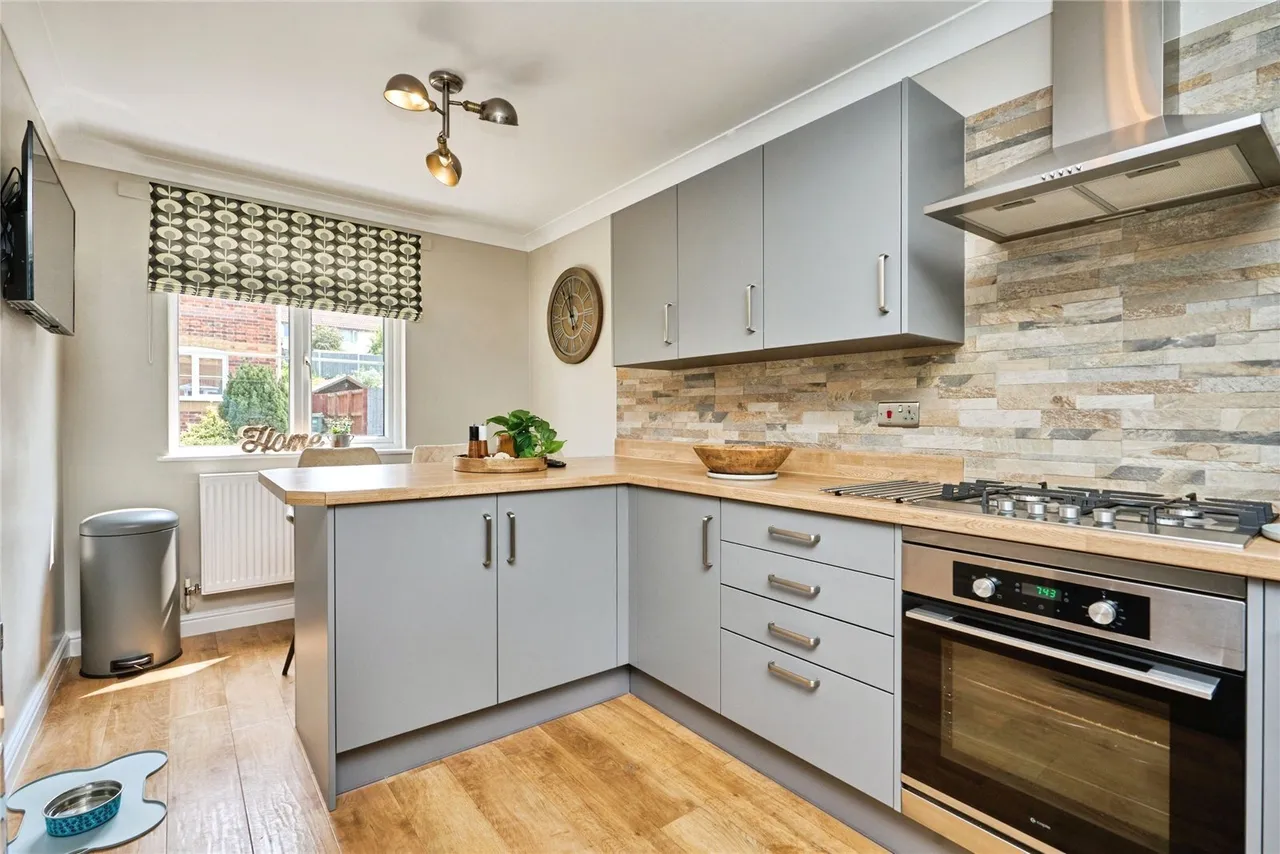 Glamis Gardens, East Cowes, PO32, photo 4