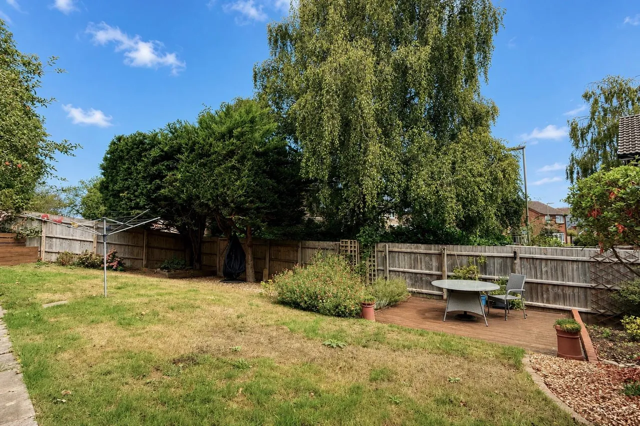 Pealsham Gardens, Fordingbridge, SP6, photo 13