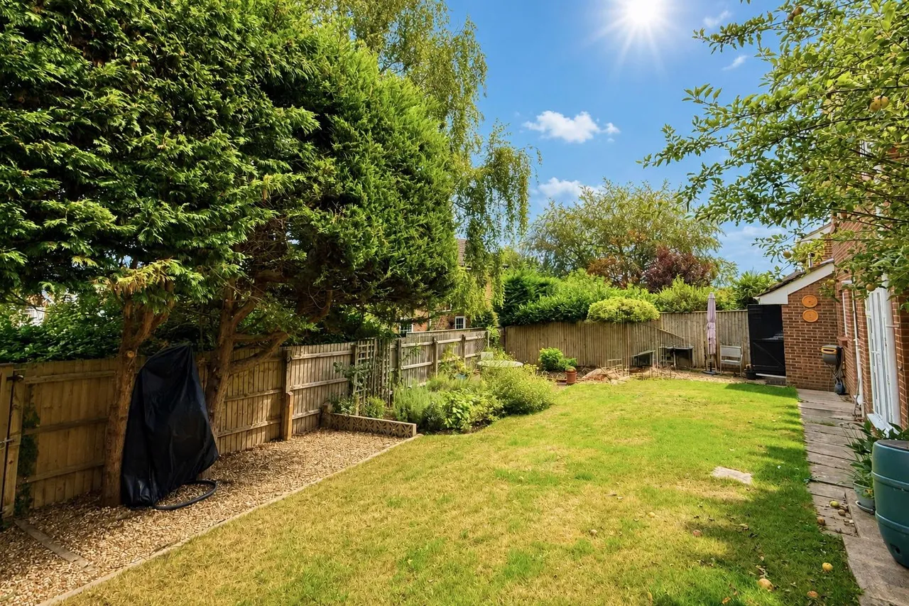 Pealsham Gardens, Fordingbridge, SP6, photo 14