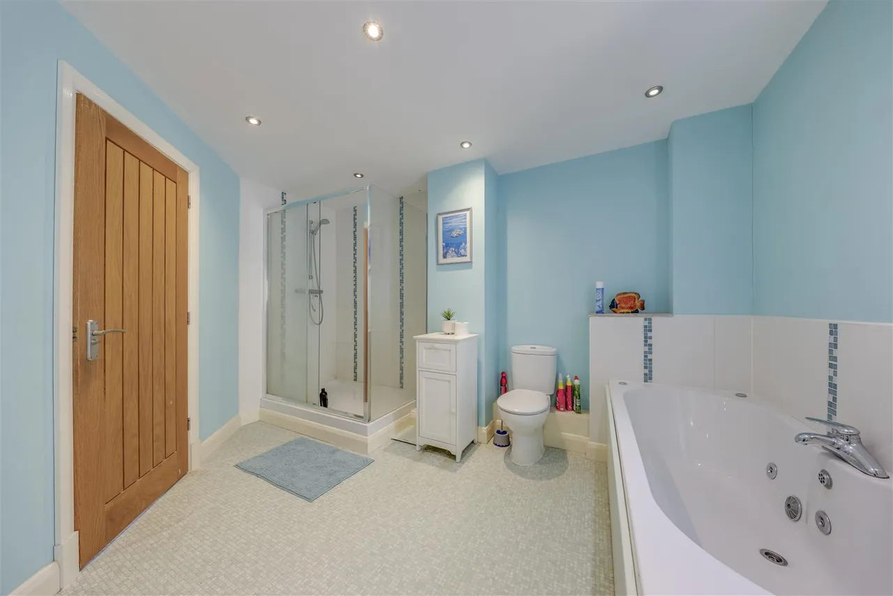 Middle Bank Top Farm, Lumb, photo 32
