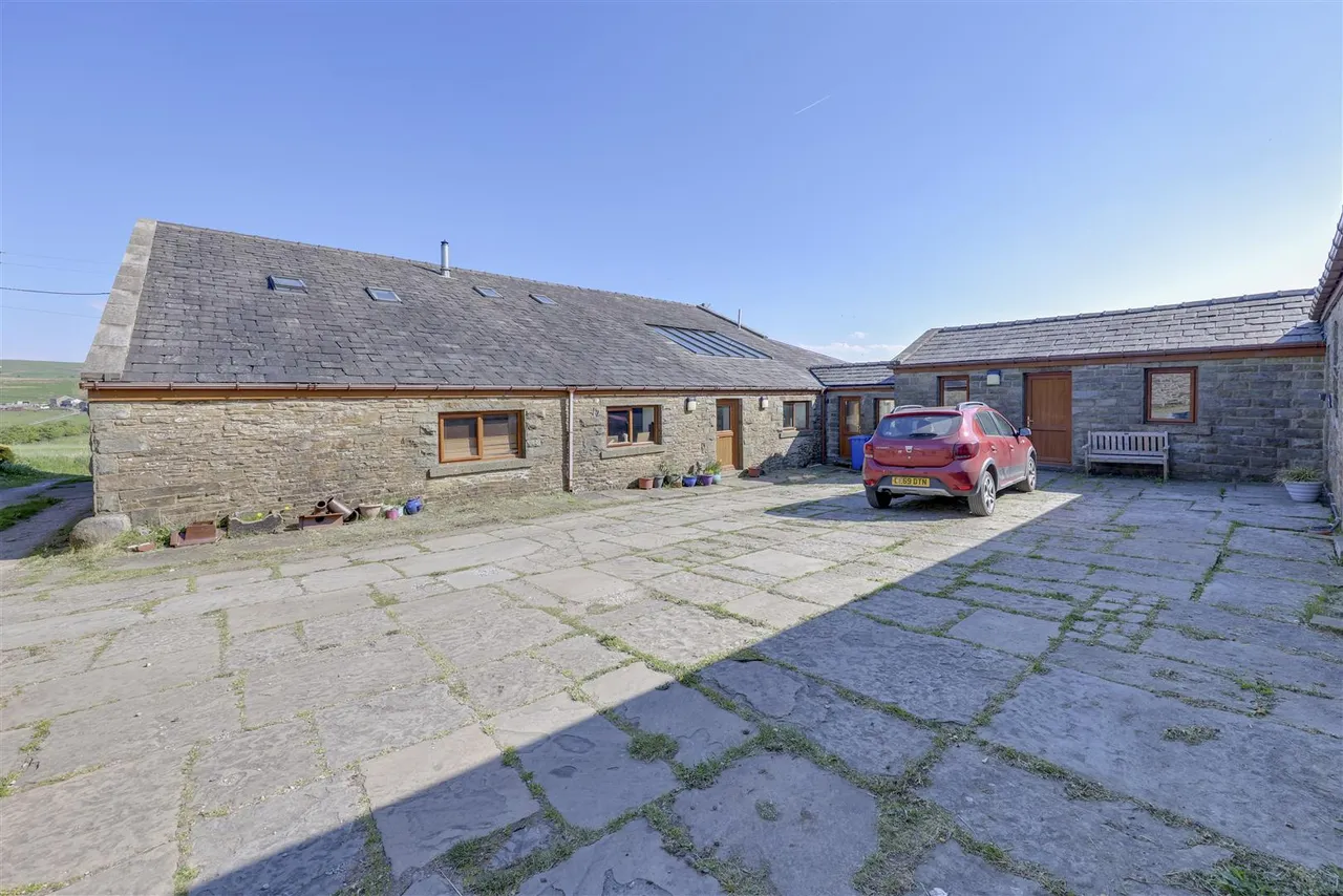 Middle Bank Top Farm, Lumb, photo 42