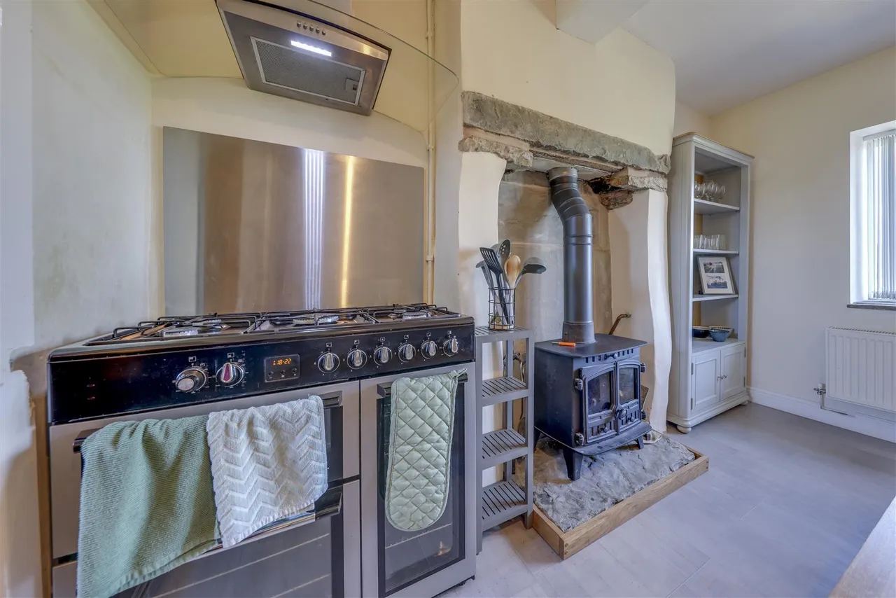 Middle Bank Top Farm, Lumb, photo 48
