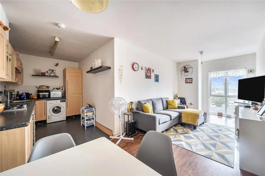 Stoke Road, Slough, SL2, photo 11