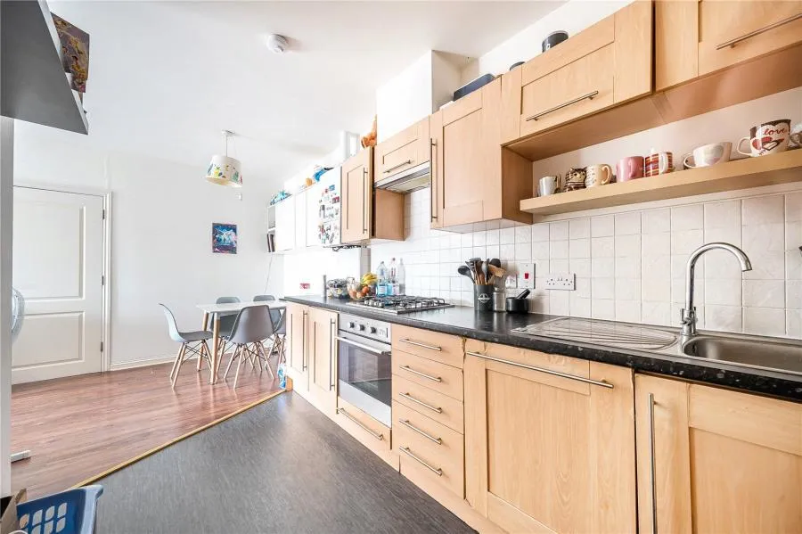 Stoke Road, Slough, SL2, photo 9