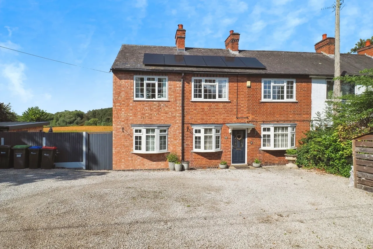 4 bed house for sale — Moor Road, Bestwood Village, Nottingham, Nottinghamshire, NG6