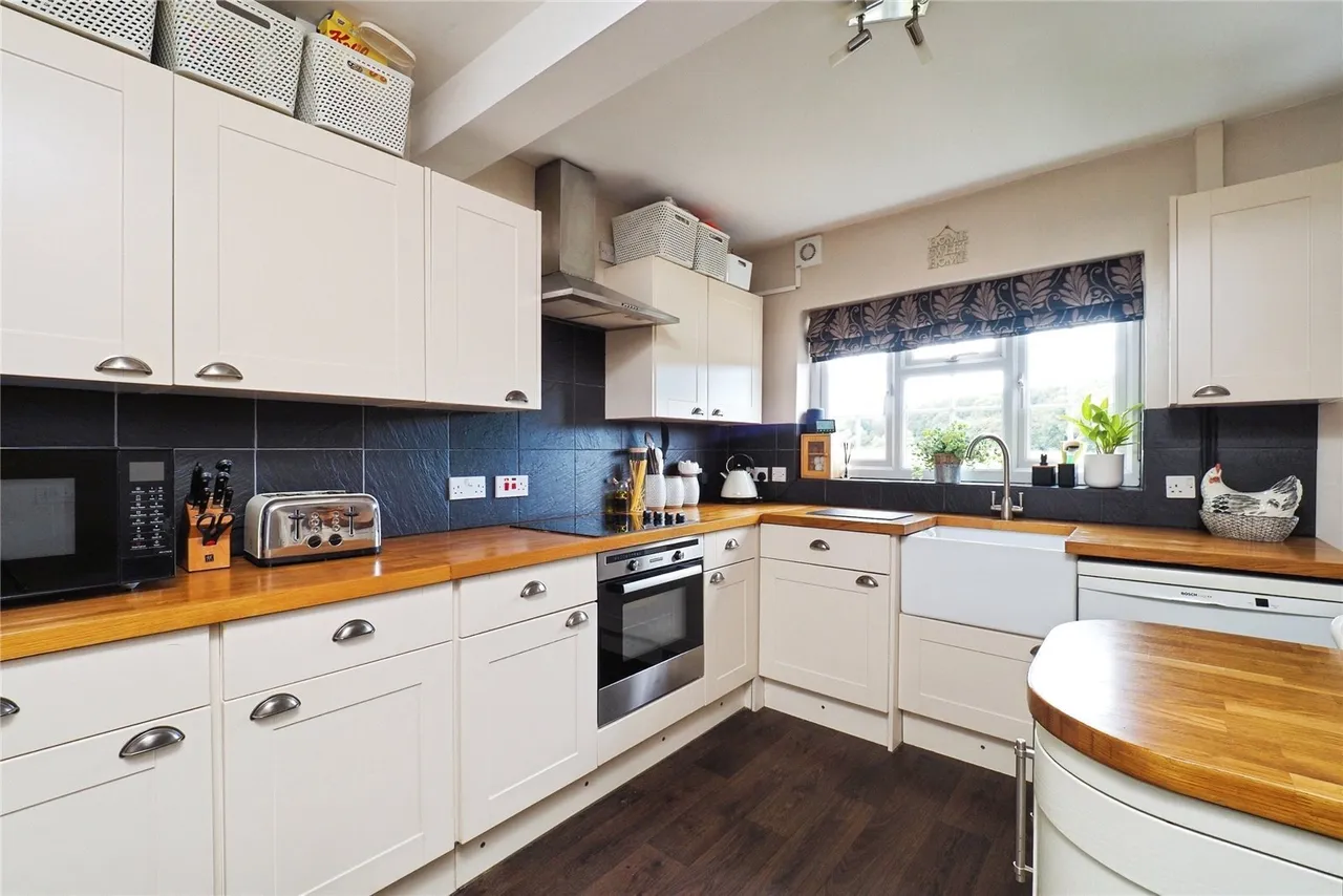 Moor Road, Bestwood Village, Nottingham, Nottinghamshire, NG6, photo 2