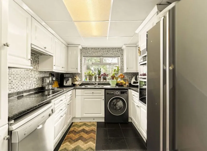 Thirsk Road, South Norwood, SE25, photo 4