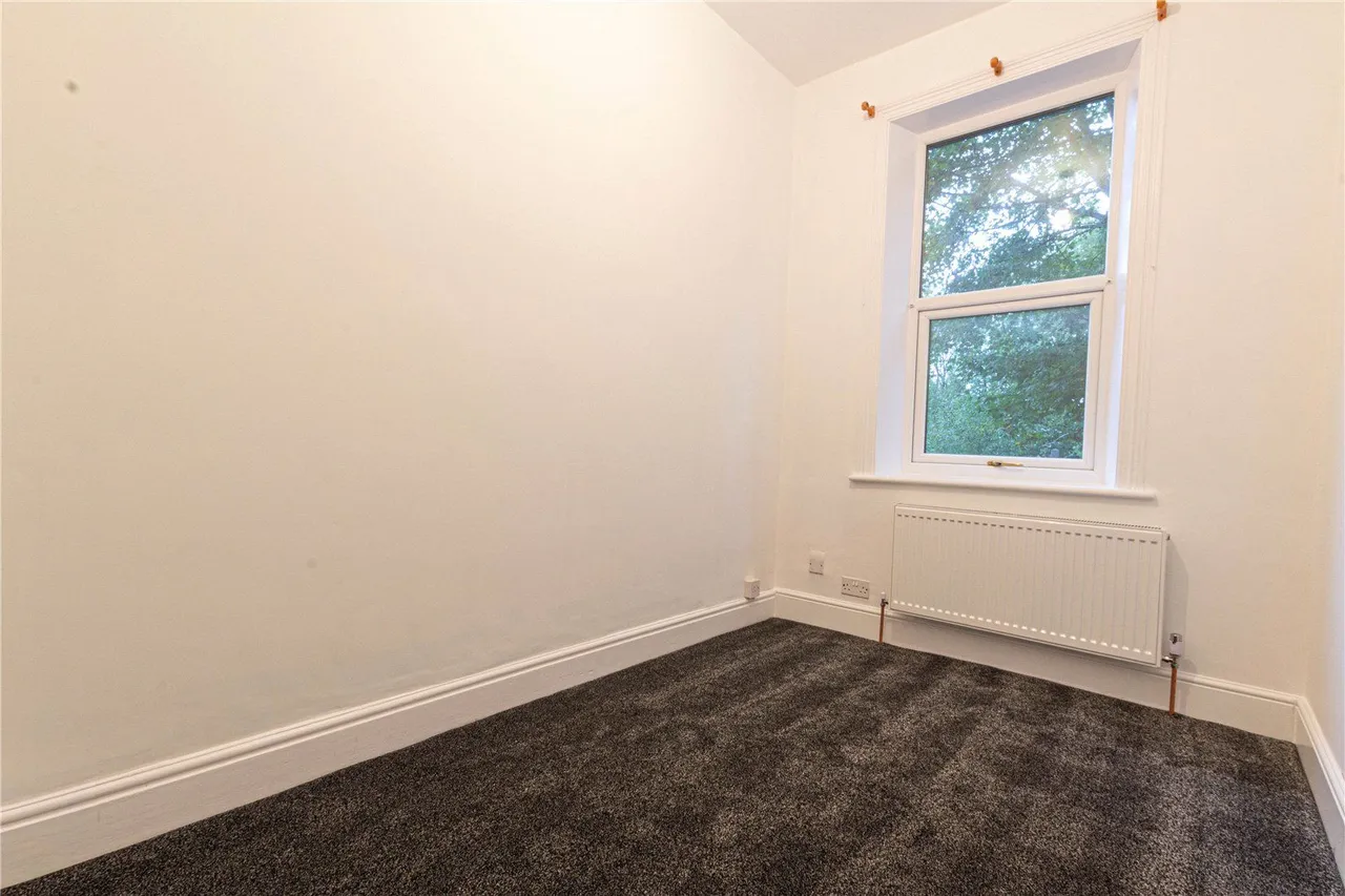 Manchester Road, Milnsbridge, HD4, photo 13