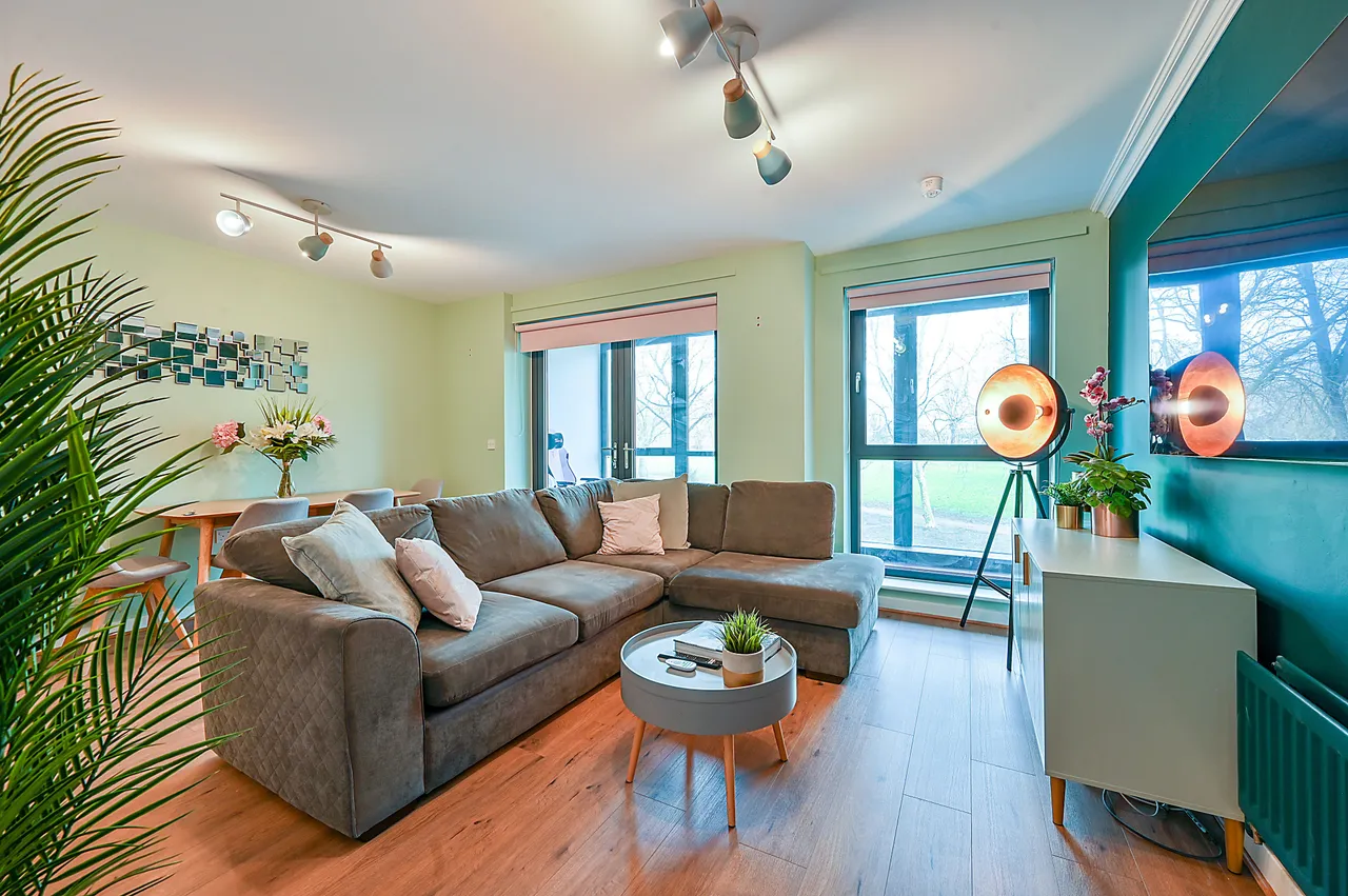 1 bed flat for sale — Flat 8, Chaplin House, All Saints Road, London