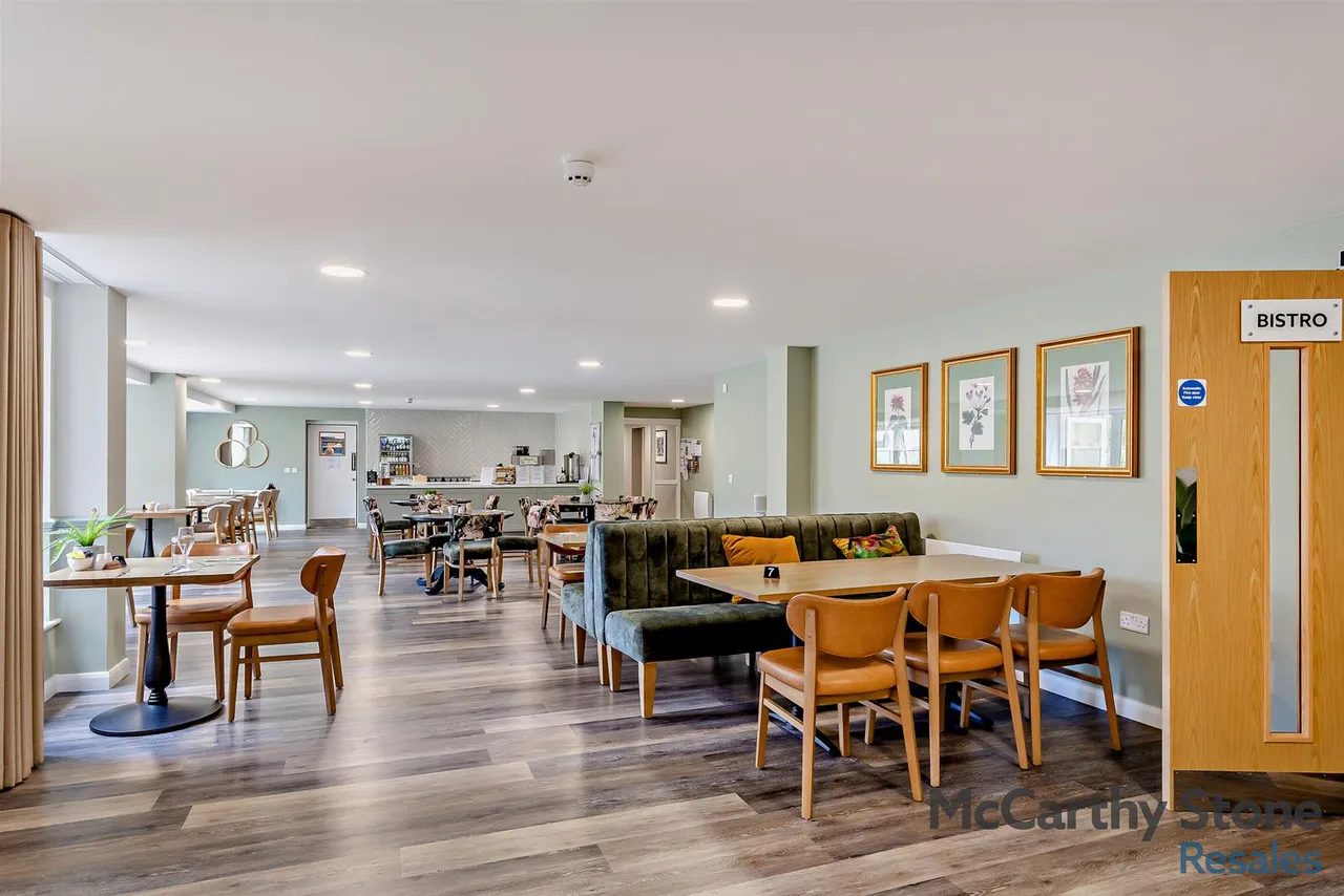 Wetherby Road, Harrogate, HG2, photo 20