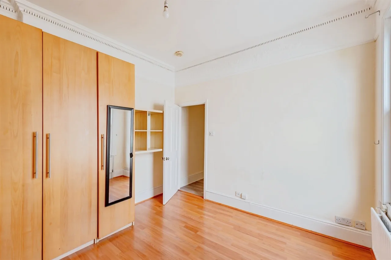 Ridgeway Road, Redhill, photo 8