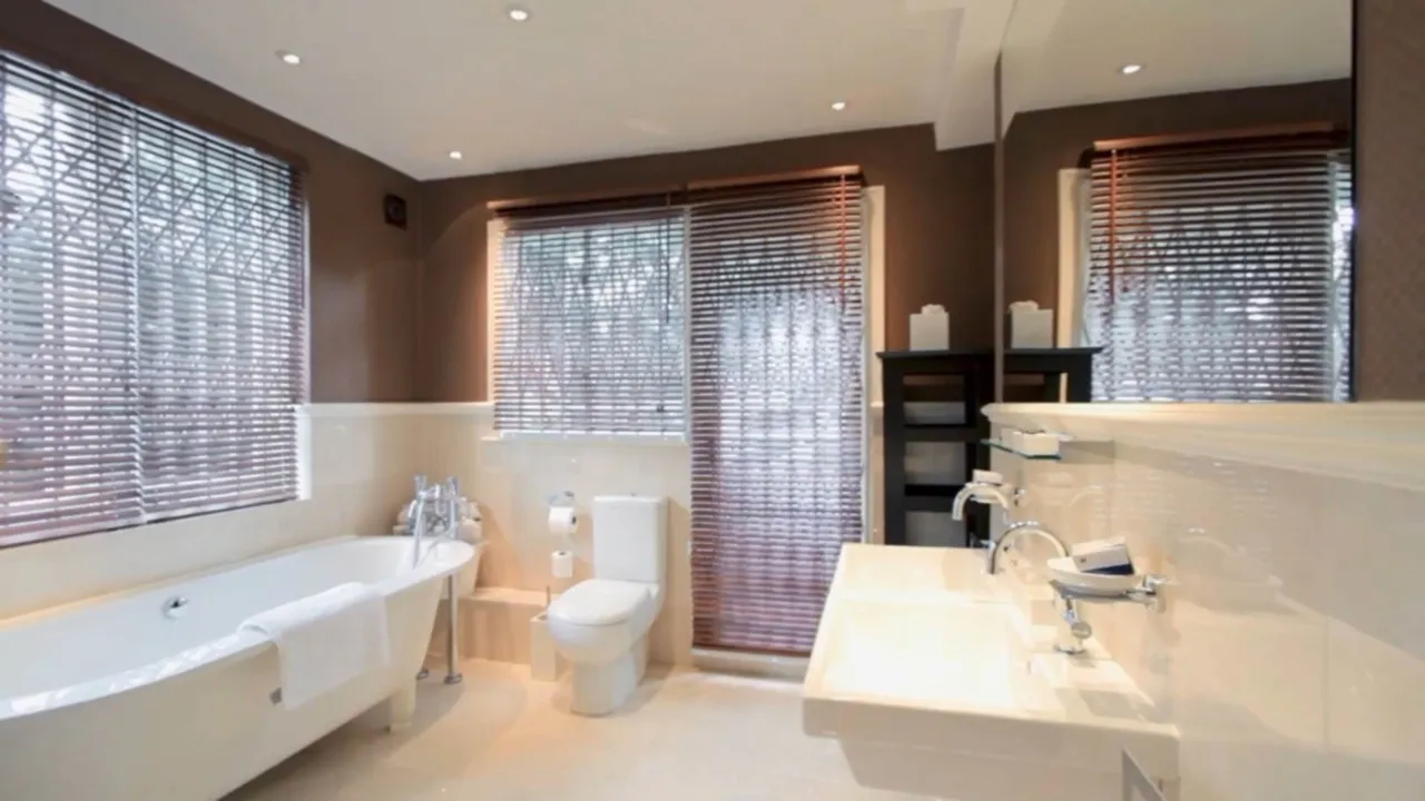 London, NW3, photo 23