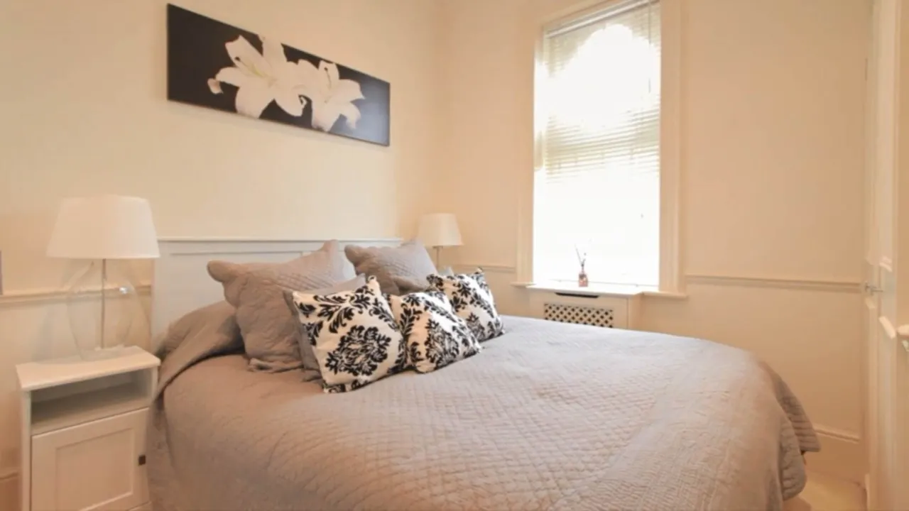 London, NW3, photo 10