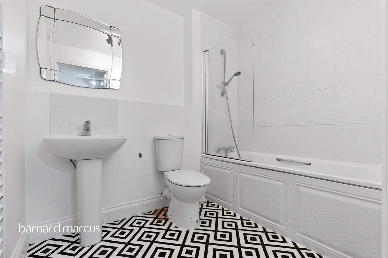 Sanderstead Road, South Croydon, photo 9