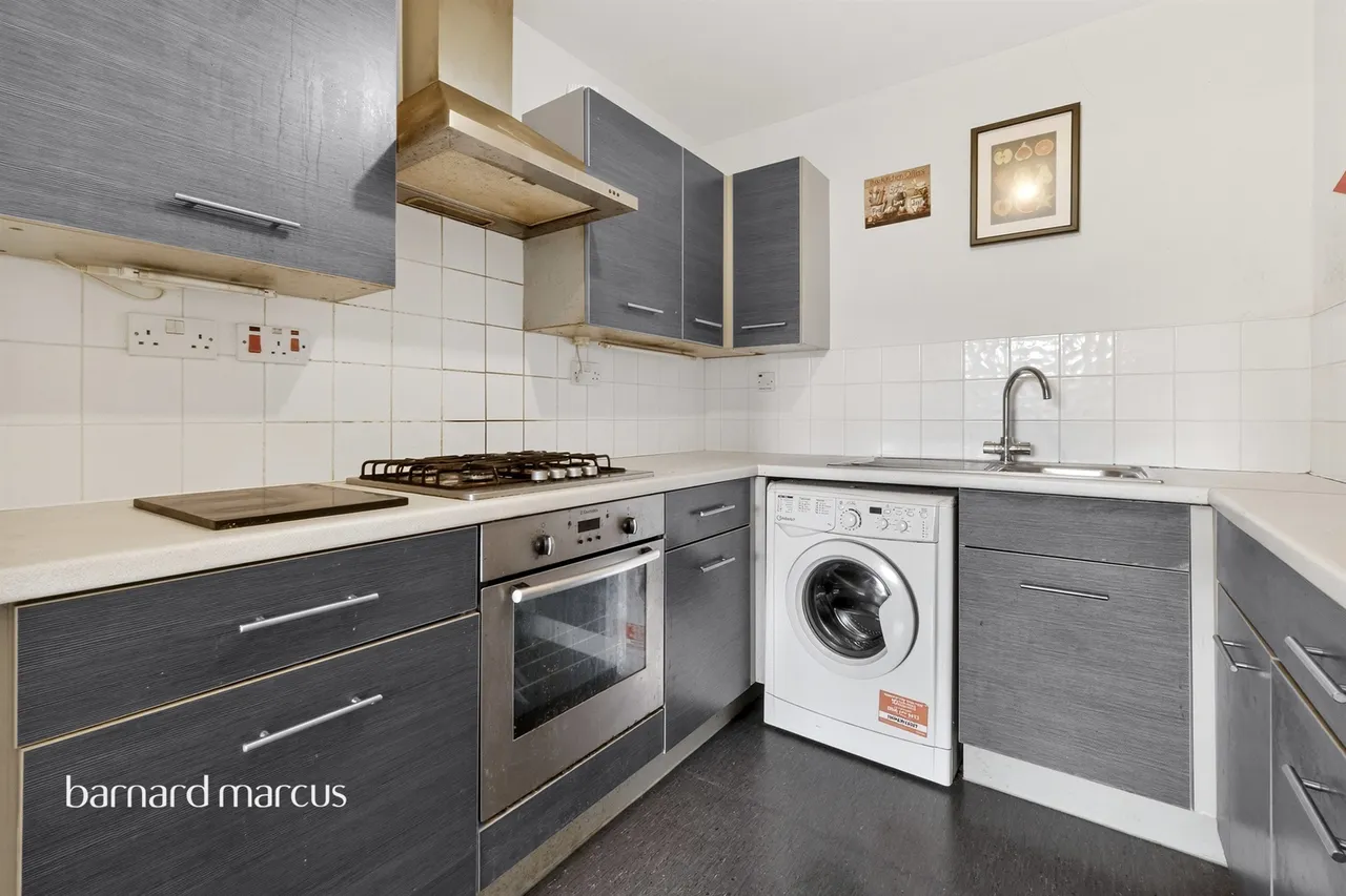Sanderstead Road, South Croydon, photo 4