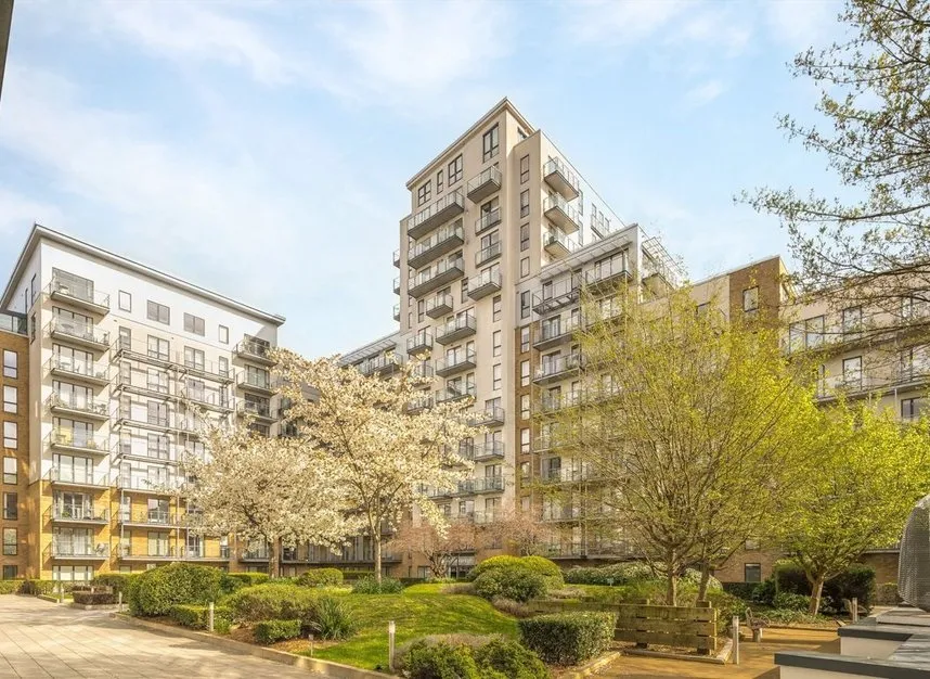 1 bed flat for sale — Seven Sea Gardens, Bow, E3
