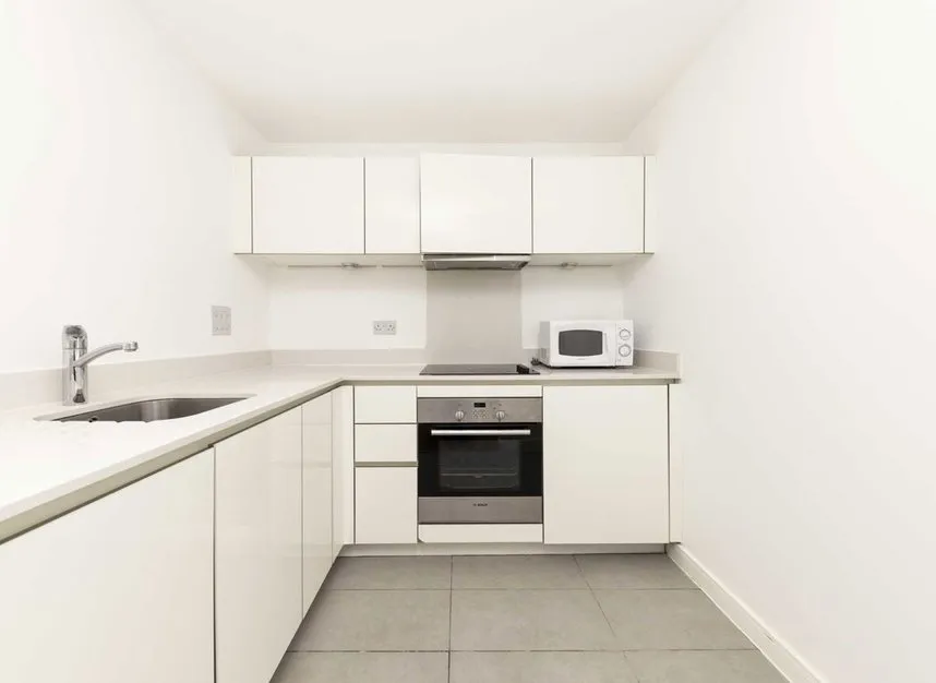 Seven Sea Gardens, Bow, E3, photo 4