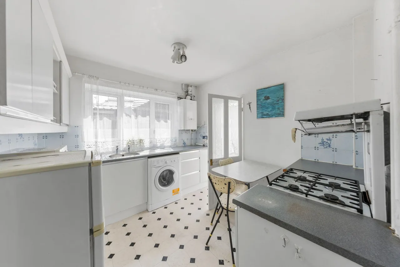 Sandfield Crescent, Glazebury, Warrington, WA3 5NF, photo 2
