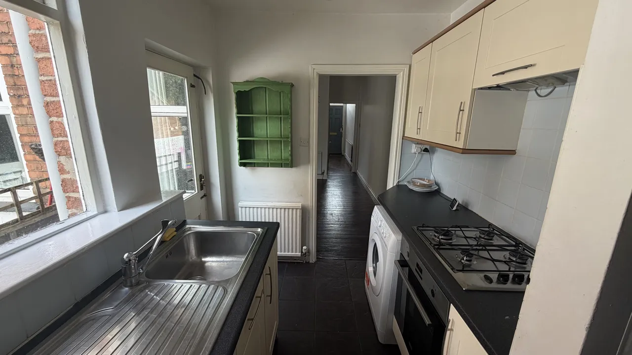 Millicent Grove, West Bridgford, NG2, photo 5