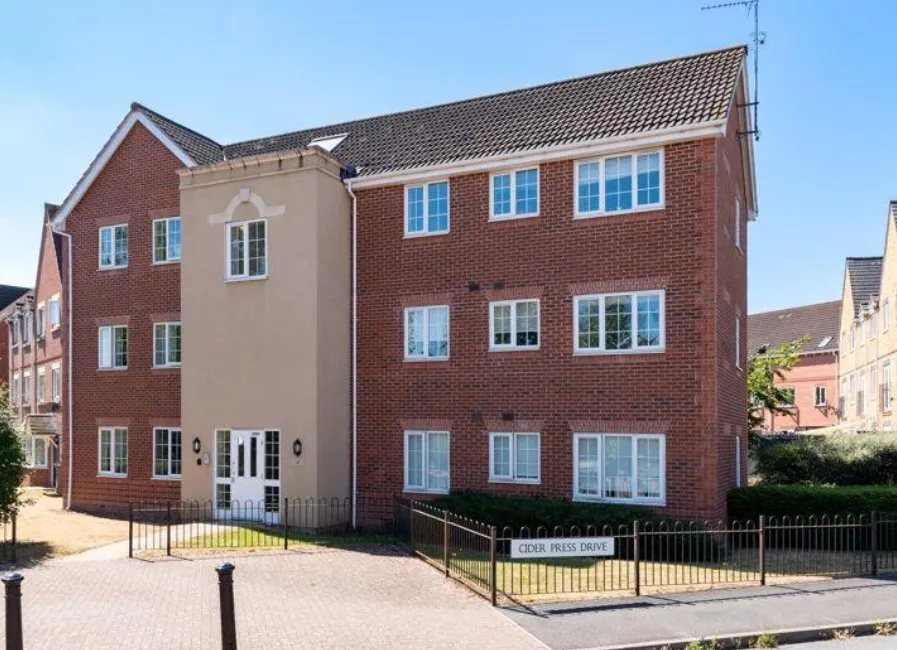 2 bed flat for sale, Cider Press Drive, Saxon Gate, HR2