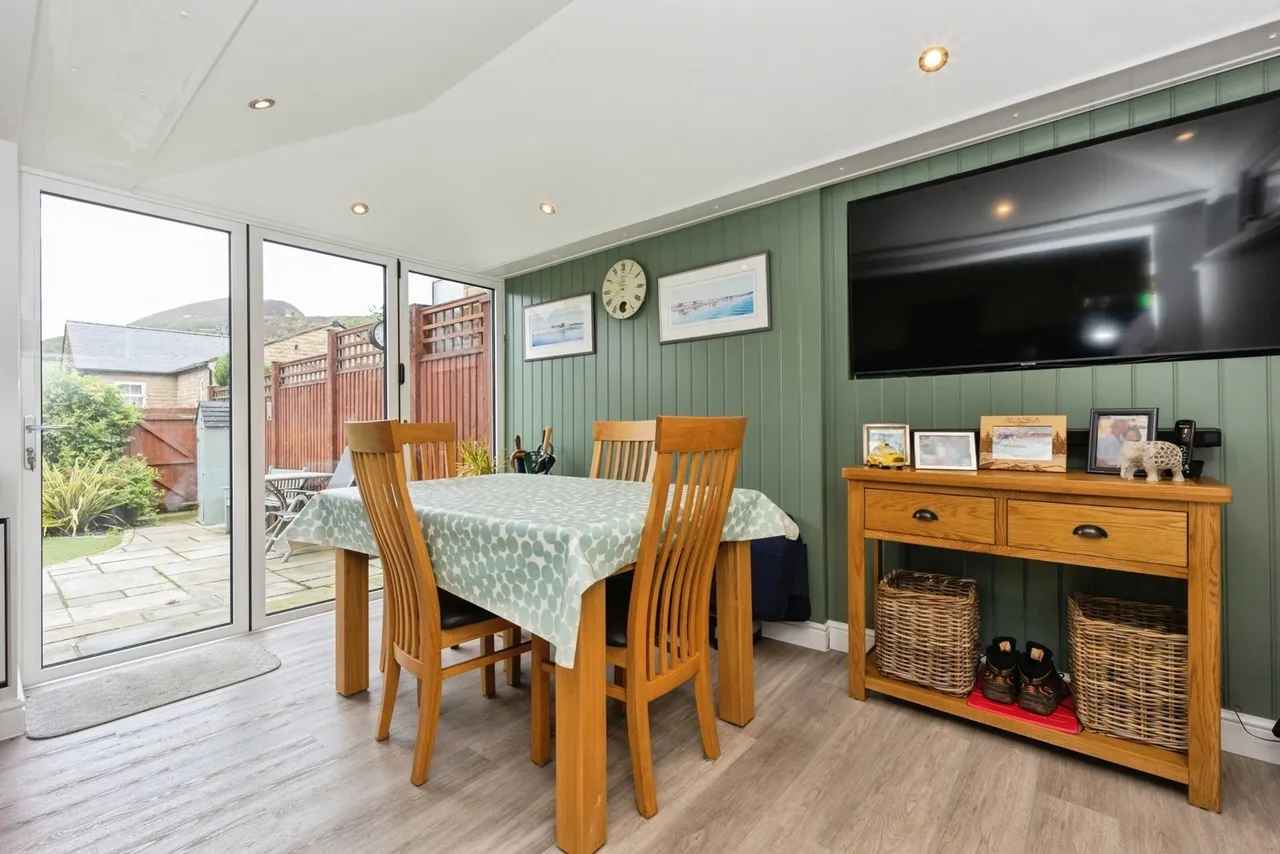 Calico Crescent, Stalybridge, SK15, photo 11