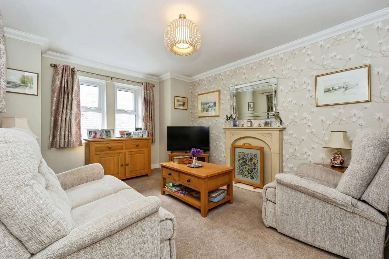 Calico Crescent, Stalybridge, SK15, photo 4
