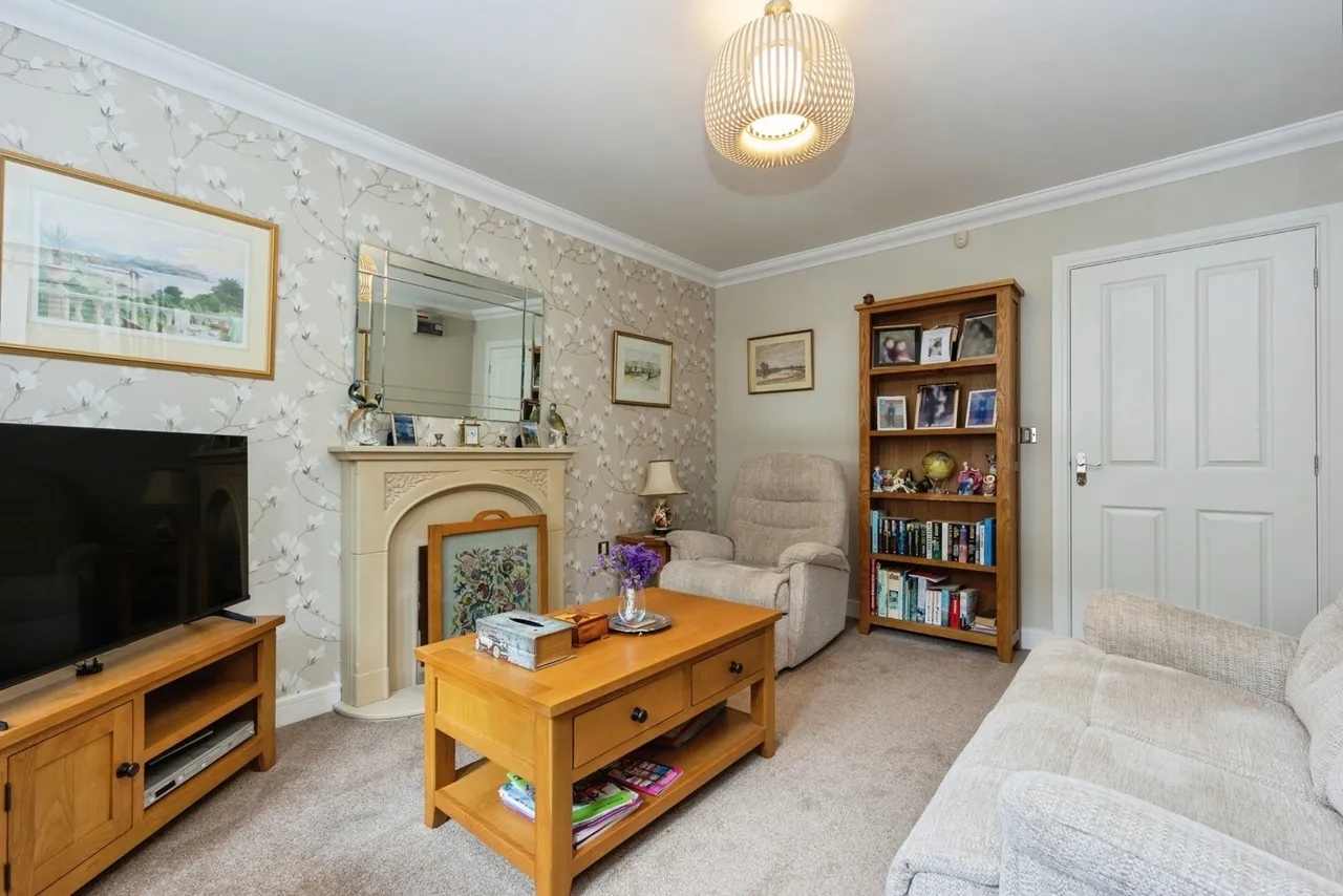 Calico Crescent, Stalybridge, SK15, photo 5