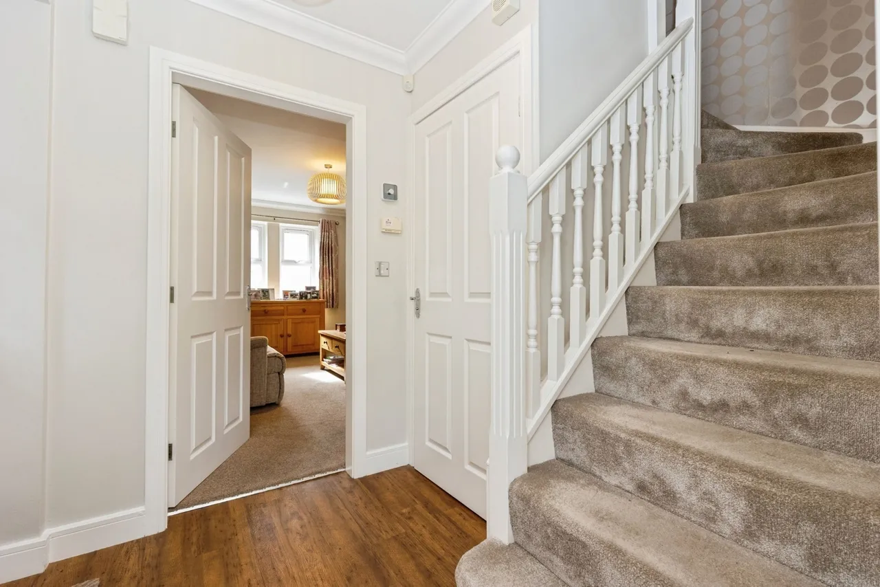 Calico Crescent, Stalybridge, SK15, photo 3